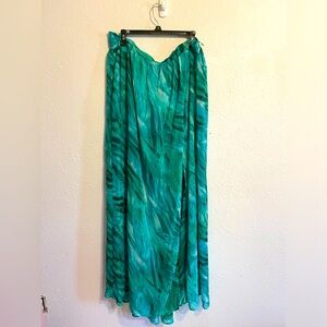 Plus size 2 piece skirt /tube top set